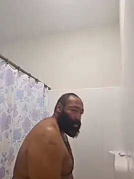 Bearhoney843's Webcam Show