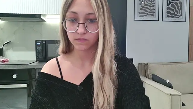 Živý XXX chat MarrySharps