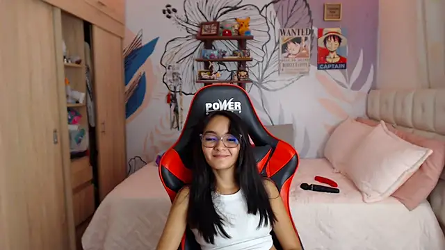 LinzyBaner Live XXX-Chat