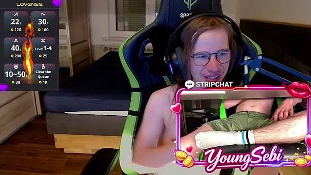 Chat +18 de YoungSebi ao vivo