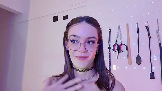 Chat XXX en directo de nina_kink