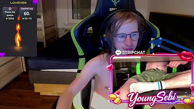 Chat XXX en directo de YoungSebi