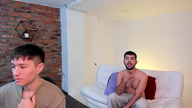Chat +18 de Spaceboyss18 ao vivo