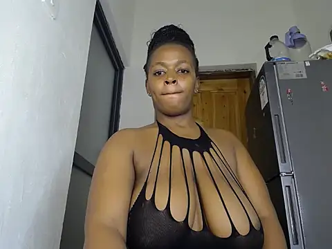 צ'אט XXX בשידור חי של Curvy_Scarlet