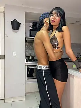 Chatroom XXX en direct de Wild_lovers_