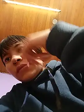 Chat +18 de Zulema_R1 ao vivo
