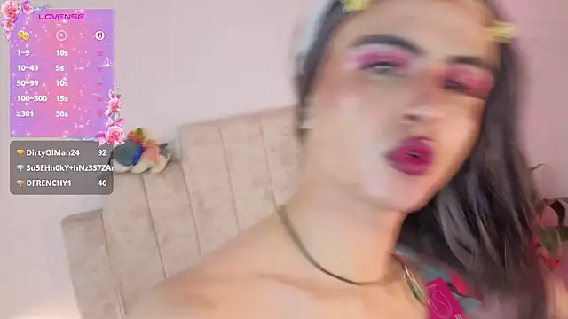 Chat XXX en directo de Emilly-hall