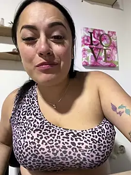 Czat XXX na żywo – Lesly_10-