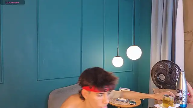 XXX chat uživo modela christopher_robin4
