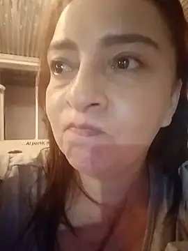tany90 Chat XXX live