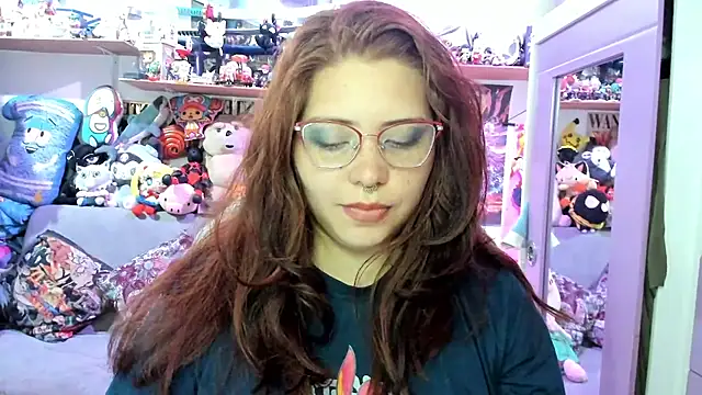 Онлайн чат XXX soficammy