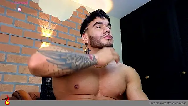 Czat XXX na żywo – zac_levis_