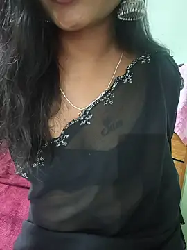 Miakhalifa24 webcam show