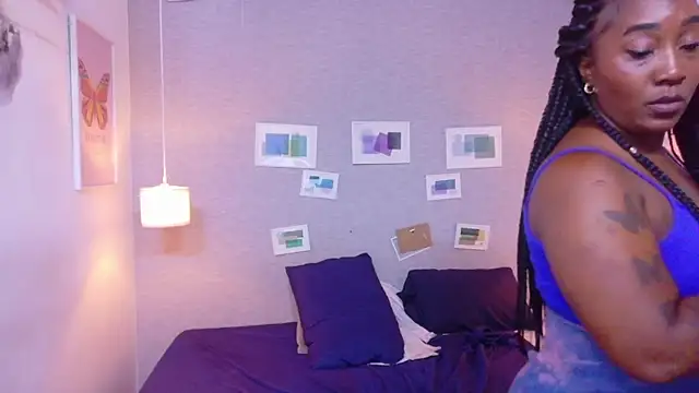 kiara_evanss Adlı Modelin Canlı XXX Sohbeti