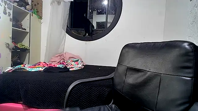 Little_Doll25 Chat XXX in diretta