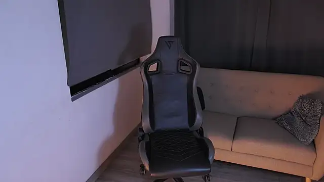 Liam_V Adlı Modelin Web Kamerası Şovu