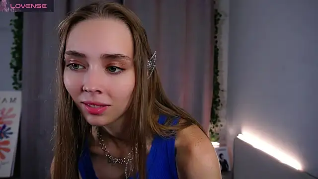 XXX chat uživo modela HermaFrain