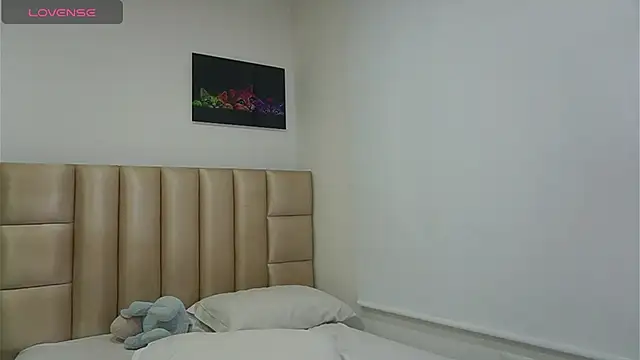 Phiamat_'s Live XXX Chat