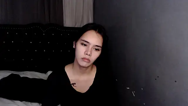 shecutie69 网络视讯表演