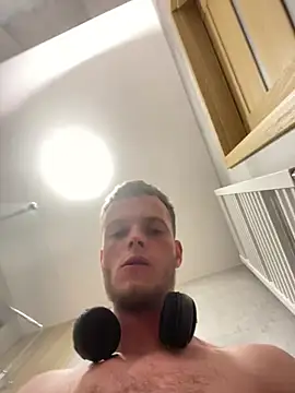 SexBoyLoveYou22 Webcam Show