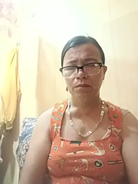 Chat XXX Live Chilly-wet
