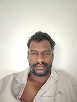צ'אט XXX בשידור חי של Paramkeerthi
