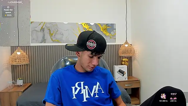 JDWhite18 现场XXX聊天