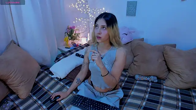 cuteweed420のライブXXXチャット