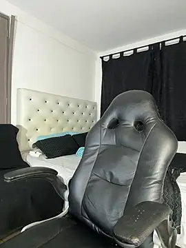 blackdrey18 লাইভ XXX চ্যাট