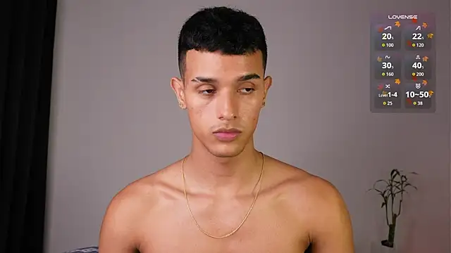 Busterspinter live XXX chat