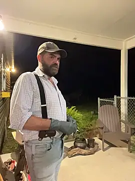 BootsAndCountry: απευθείας συνομιλία ΧΧΧ