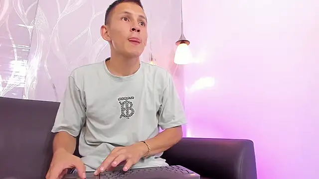 IzanArias – Naživo XXX chat