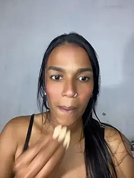 Czat XXX na żywo – FlorSalvaje_