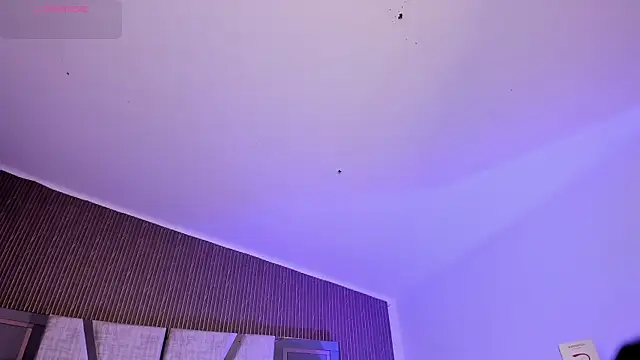 Nezukoo_1's Live XXX Chat