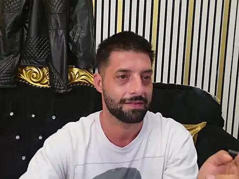 TommyDum's Live XXX Chat