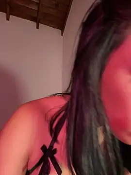 Czat XXX na żywo – BrattyYanii