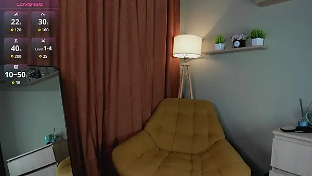 Chat +18 de LeyaBloom ao vivo