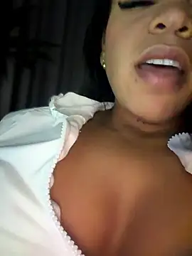 Онлайн чат XXX Charly_