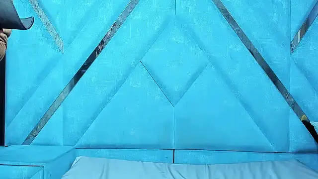 XXX chat uživo modela LexxyAndAres