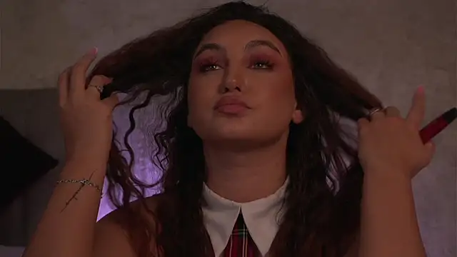 ValentinaMonroee 现场XXX聊天