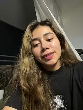 Chat XXX en directo de aimi_art1