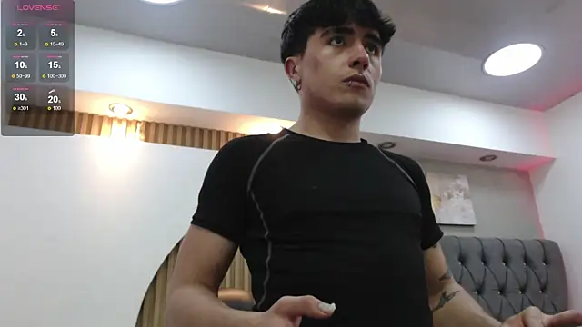 Tommy_Claks Live XXX Chat