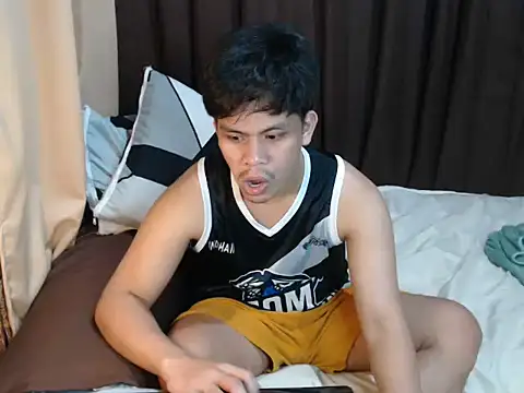 Онлайн чат XXX cumwhat_me