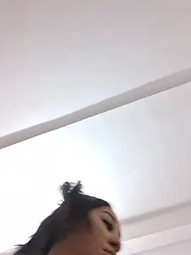 Chat XXX en directo de Valentina_Tilly