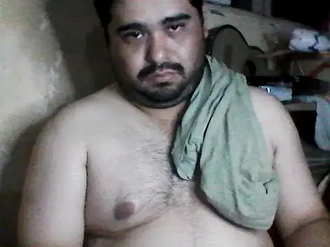 TUAMIGOLH live XXX chat