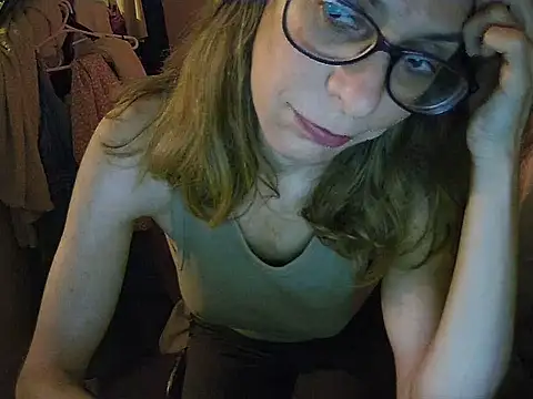 Aphrodity_Roxx Adlı Modelin Canlı XXX Sohbeti