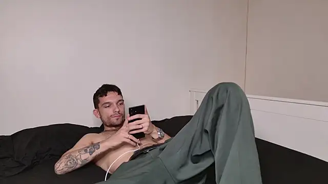 JackDesFeux's Live XXX Chat