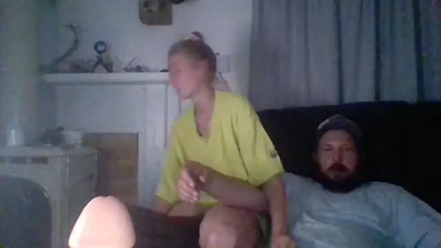 littilebutcute live XXX chat