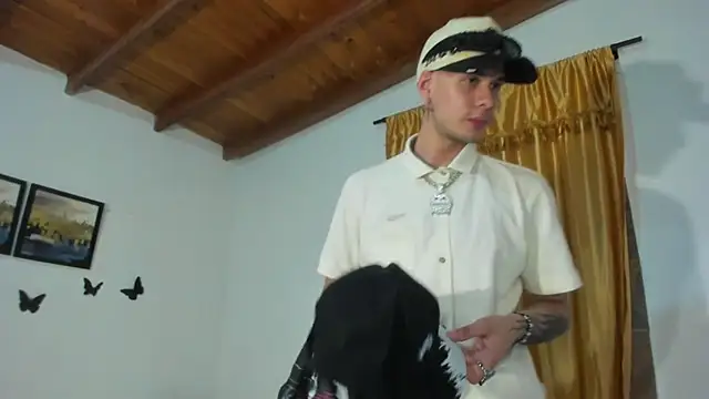 Chatroom XXX en direct de Vlad__night