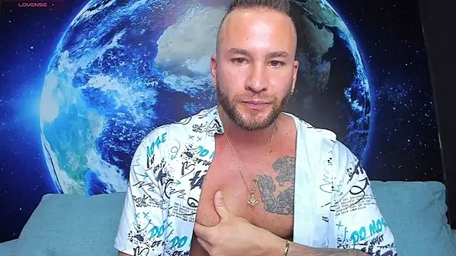 Chatroom XXX en direct de delessandro_world